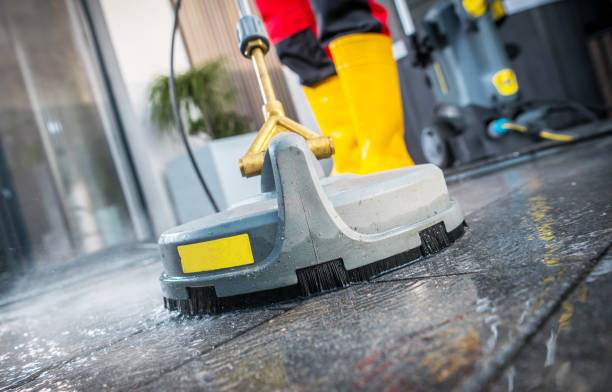Why Choose Our Certified Pressure Washing Experts for Your Project Needs in Washburn, IL?